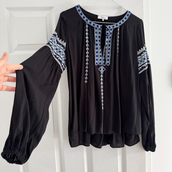 Parker Black Embroidered Boho Blouse, size Small - Picture 3 of 7